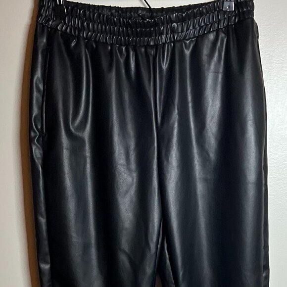 Fabletics Vegan Leather Jogger  pants Size L - Picture 1 of 6